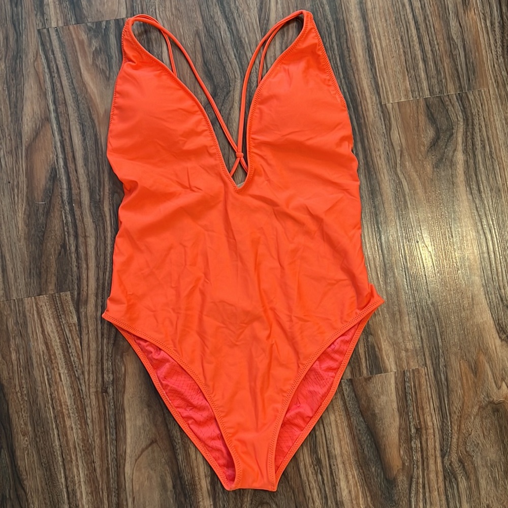 Volcom Simply Solid One Piece - Picture 4 of 16
